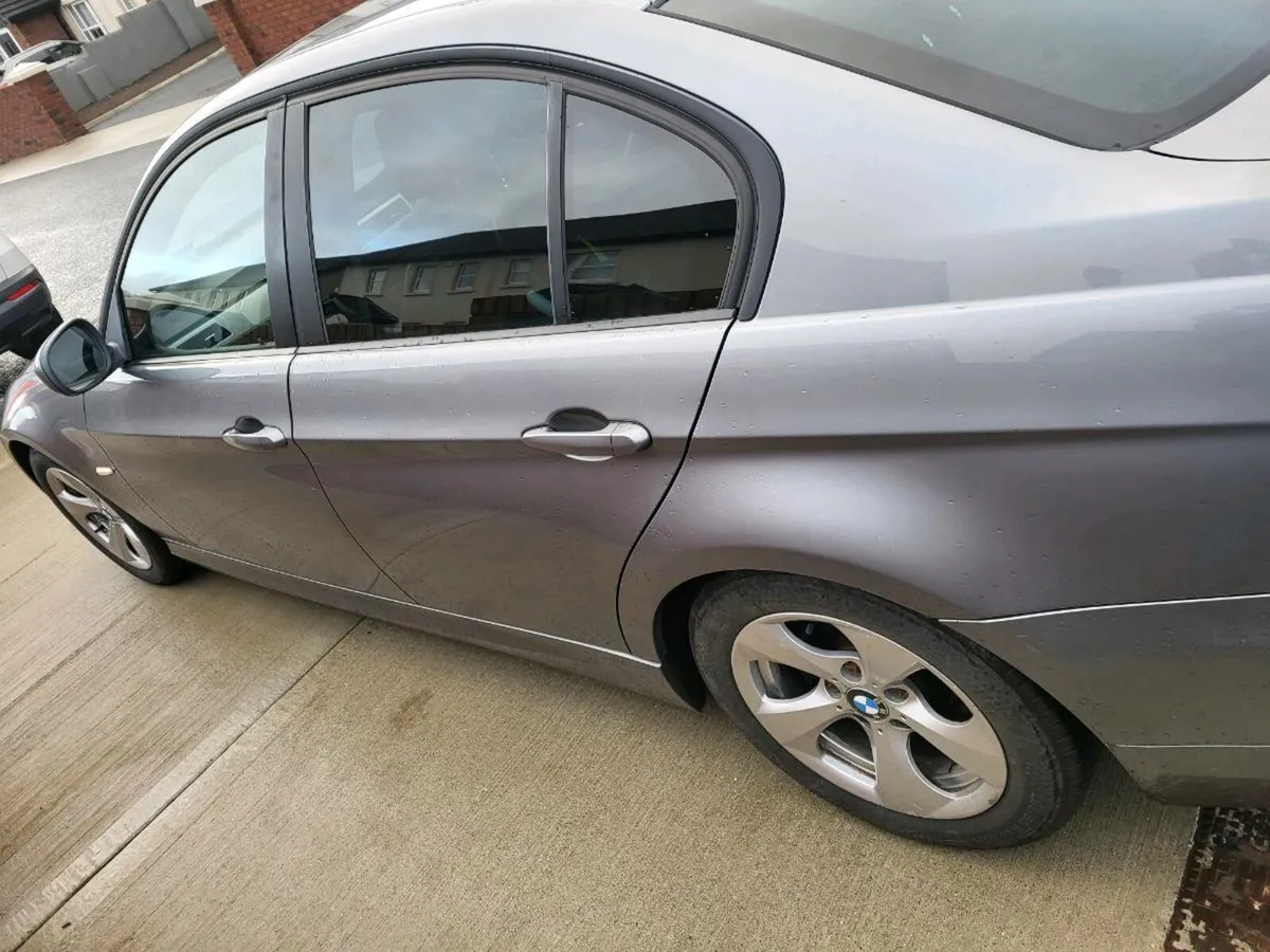 Bmw e90 320d ed - Image 3