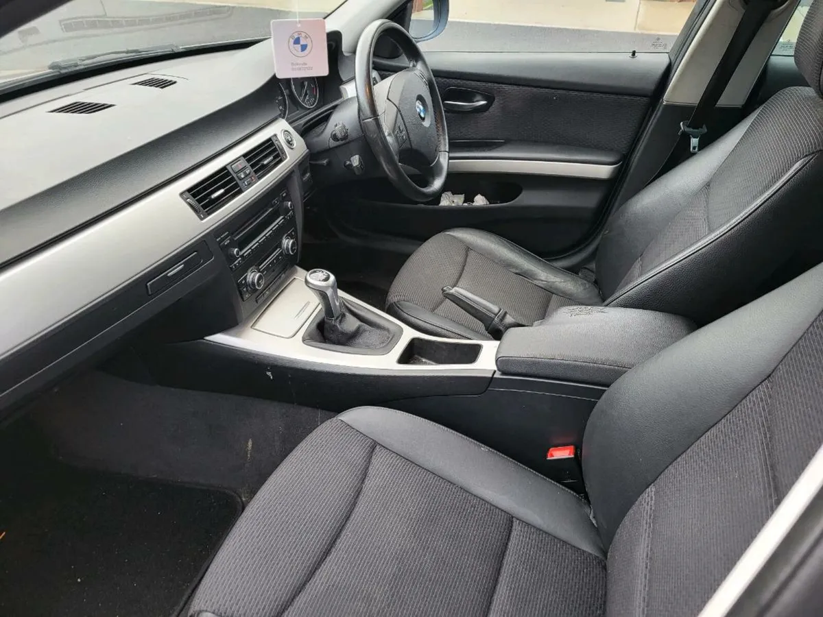 Bmw e90 320d ed - Image 4