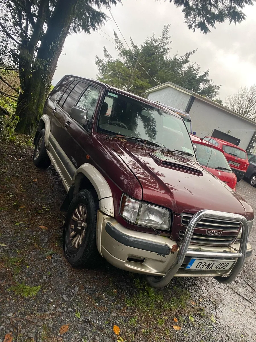 Trooper jeep - Image 1