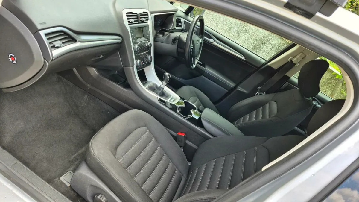 2016 Ford Mondeo 1.6tdi NCT & TAX - Image 4