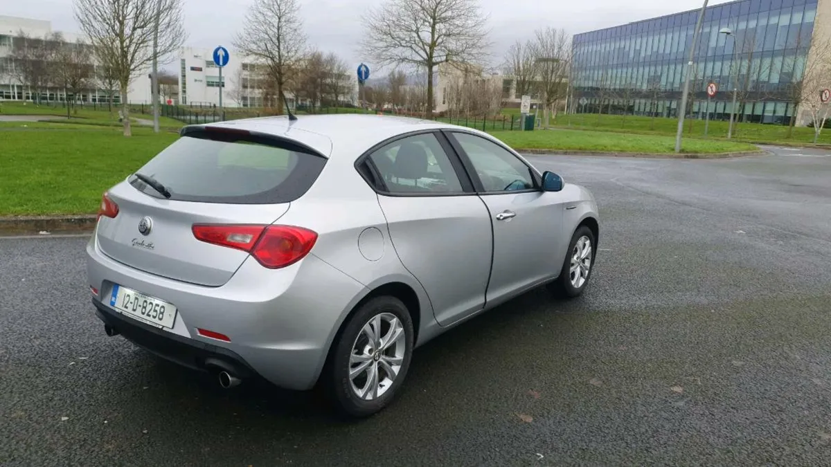Alfa Romeo Giulietta 1.4L Low Km's - Image 4