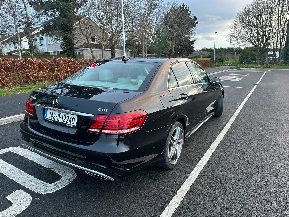 E200 Avantgarde Sport AMG - Image 4