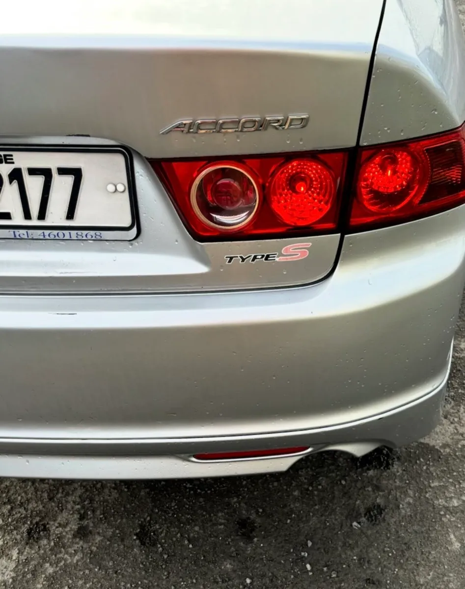 Honda accord type s automatic  cl7 k20A engine - Image 3