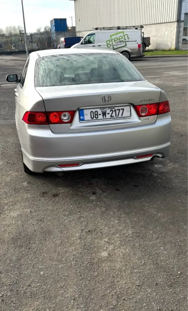 Honda accord type s automatic  cl7 k20A engine - Image 4