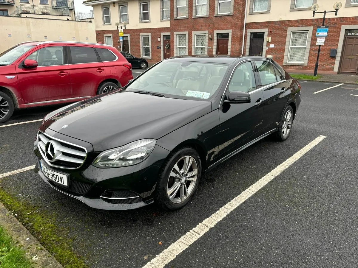 Mercedes-Benz E-Class 2014 - Image 2