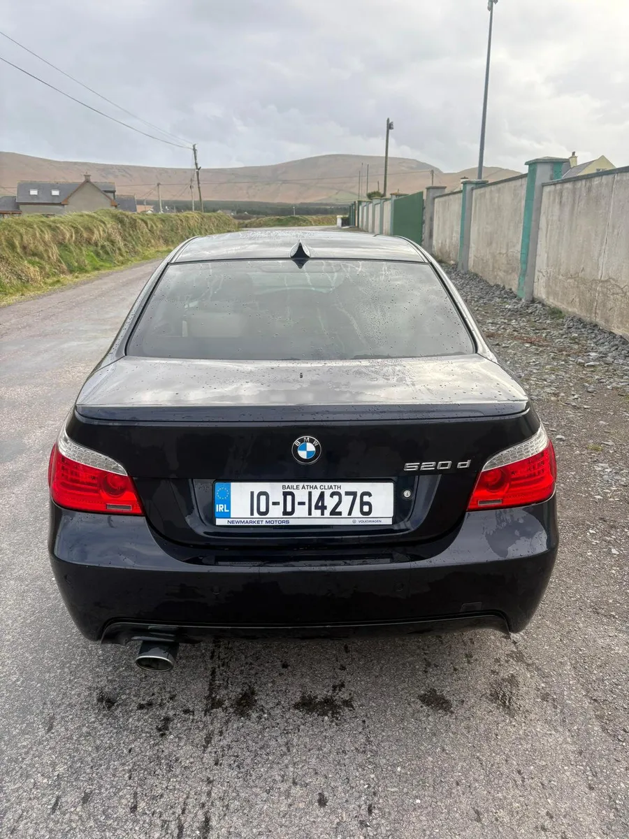 BMW 5-Series 2010 m sport - Image 3