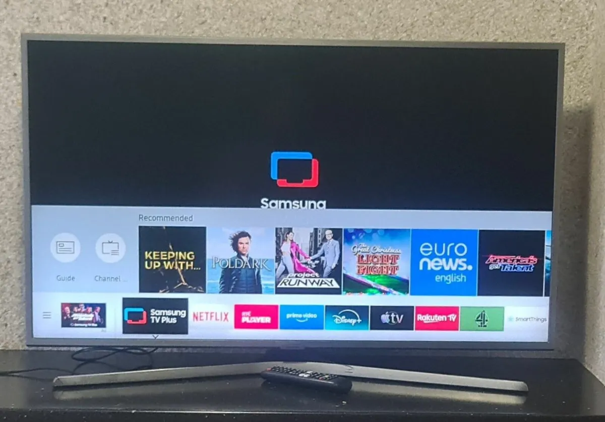 Samsung UE43RU7470U – 43″ 4K UHD Smart LED TV - Image 3