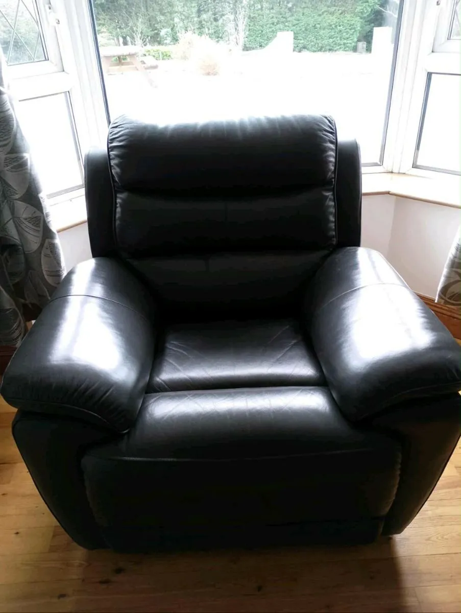 3 piece grey leather Sofa - Image 3