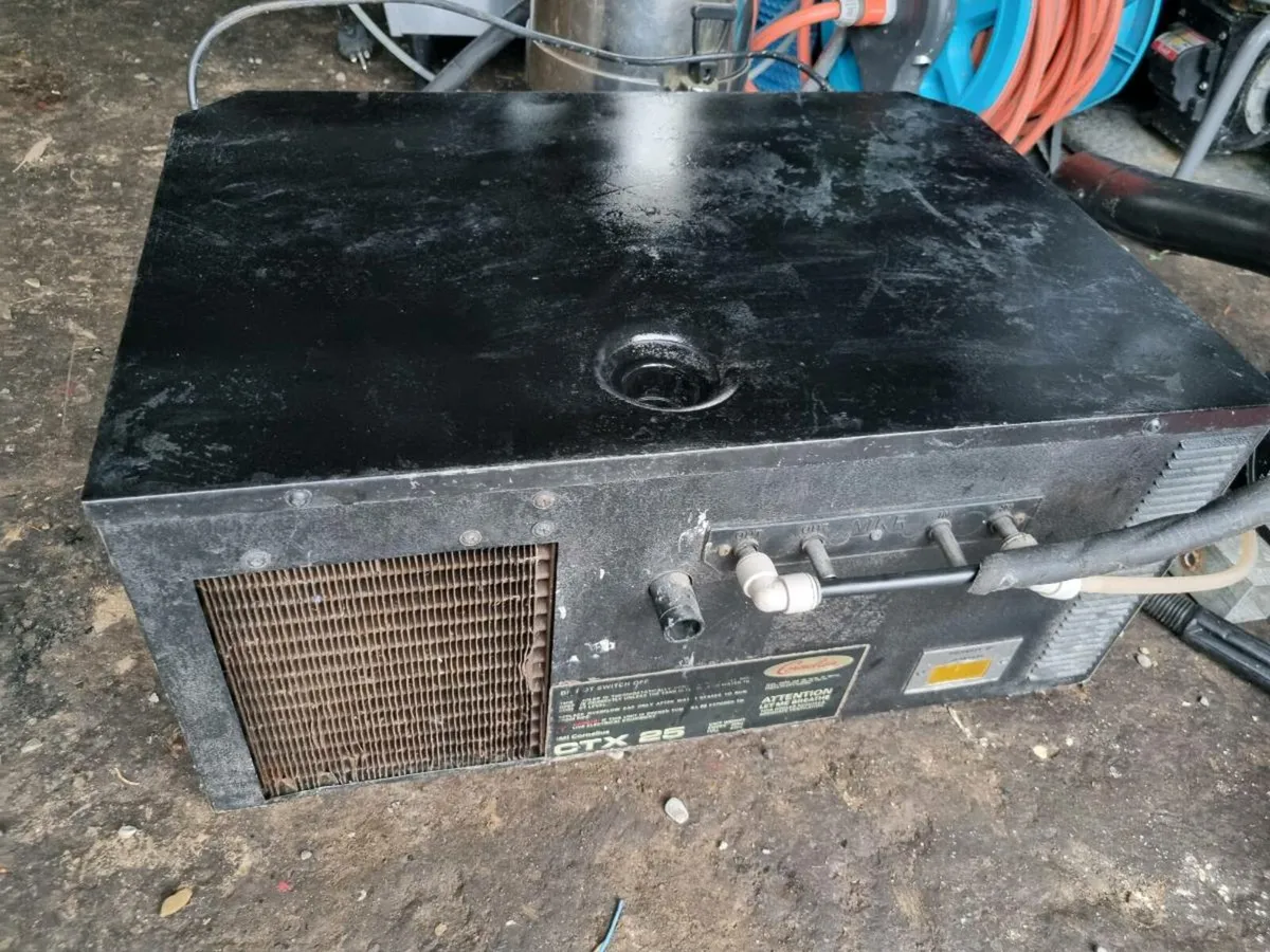 Beer tap and cooler - Image 4