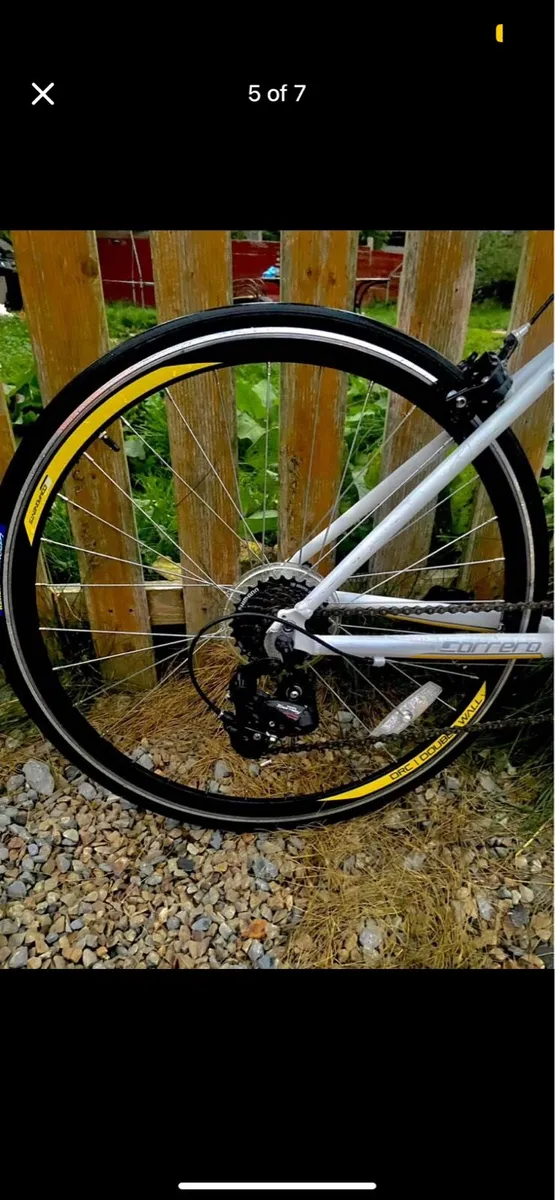 Teenager limited edition carrera racing bike - Image 4