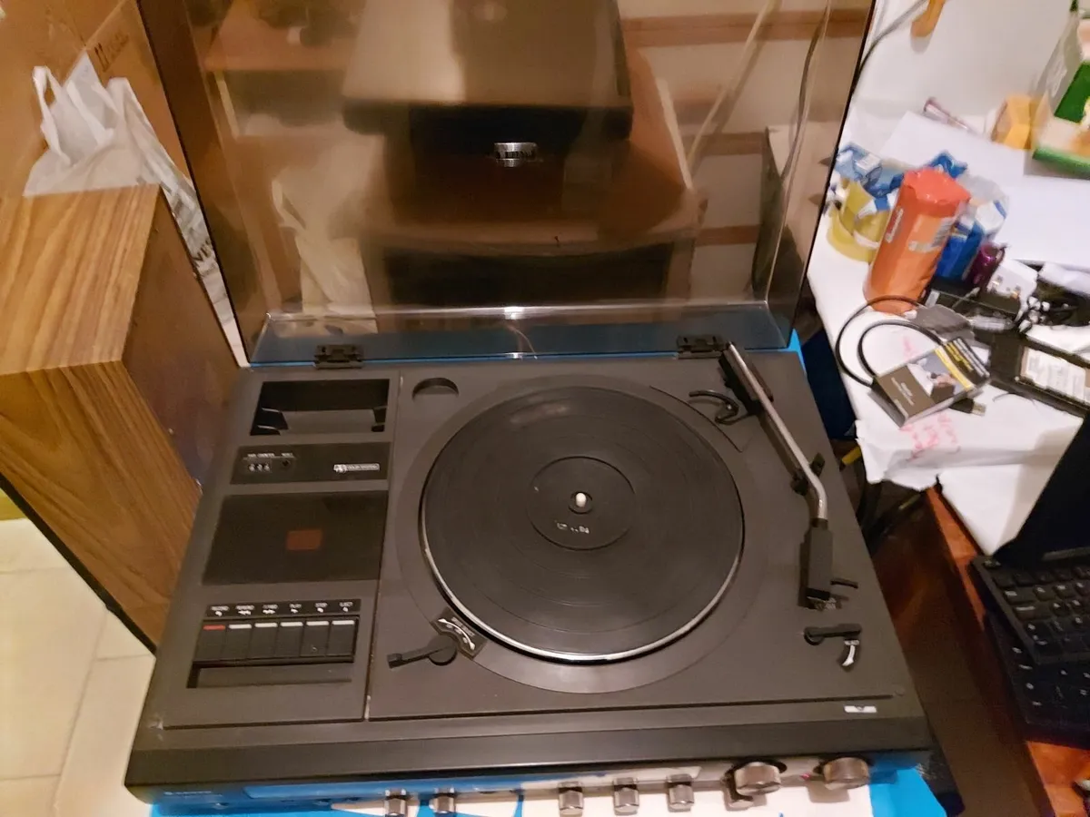 SANYO Stereo Music Centre, Model G2001 - Image 1