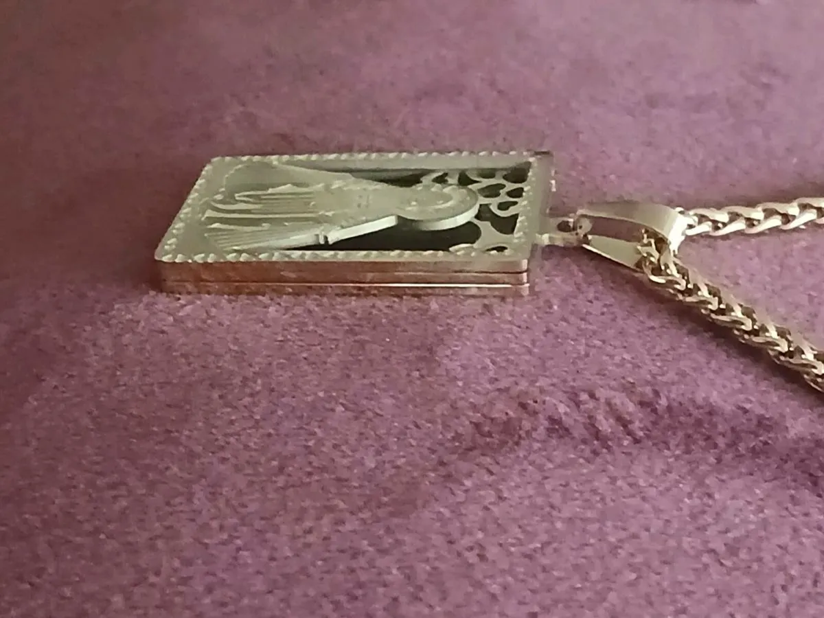 Our lady of Guadalupe pendant and chain gold plate - Image 1