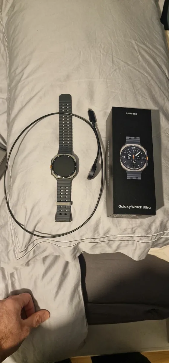Samsung Galaxy Watch Ultra - Image 1