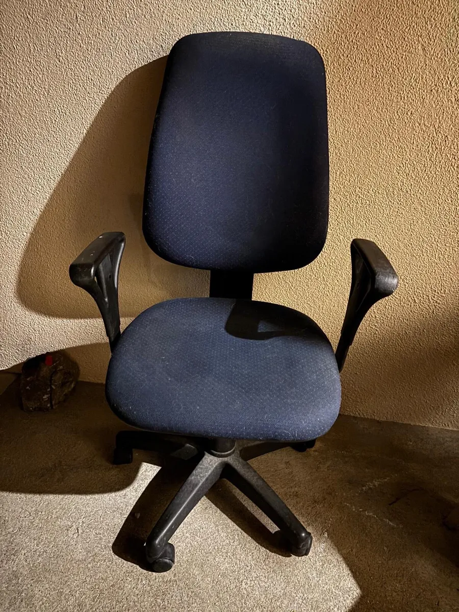 Swivel Office Chair - Image 2
