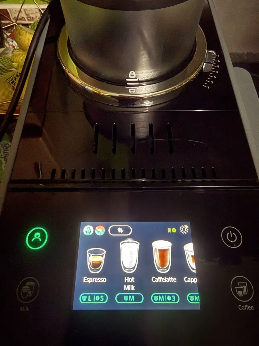 DeLonghi Rivelia Automatic bean to cup coffe - Image 3