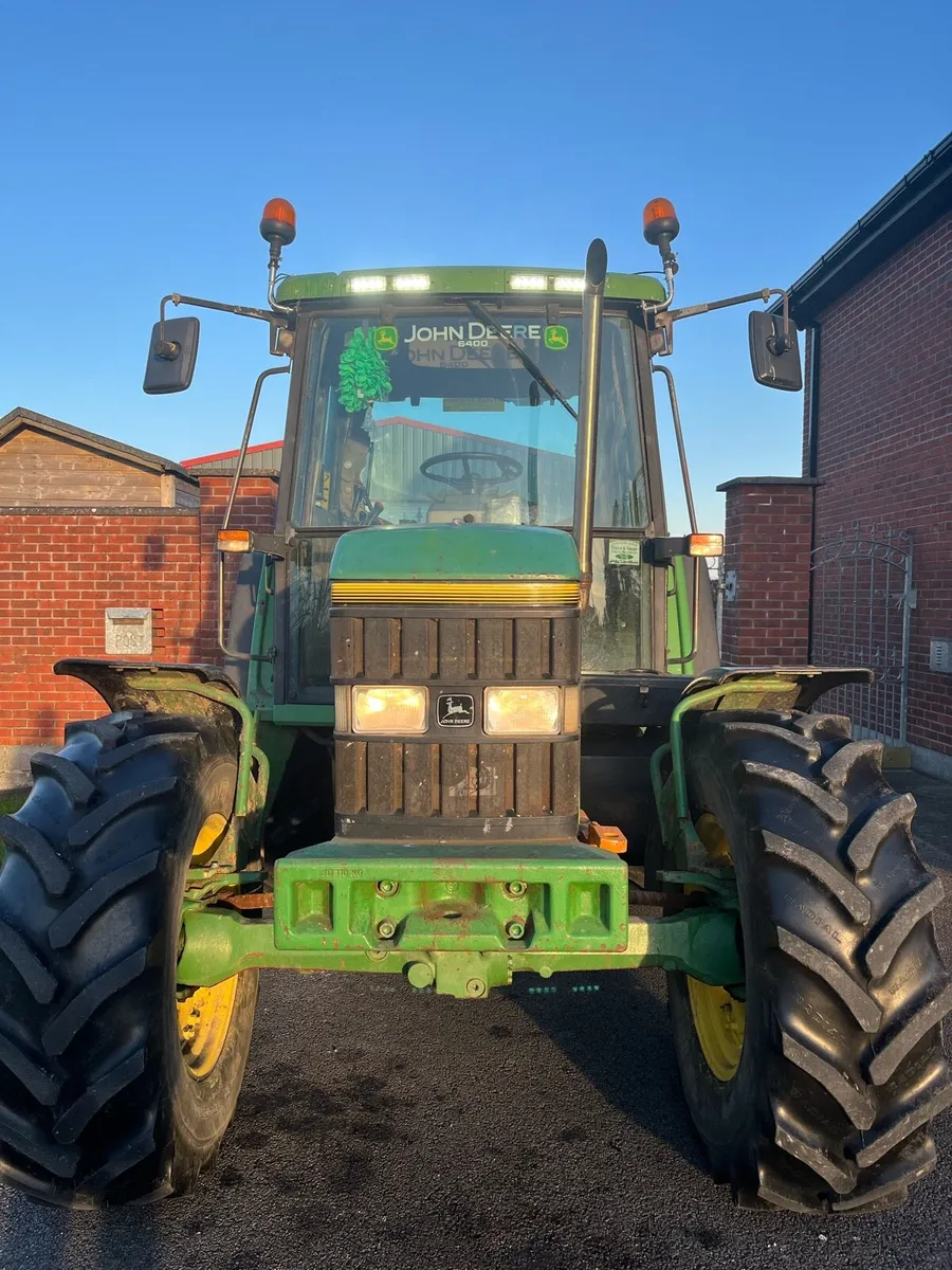 John Deere 6400 - Image 2