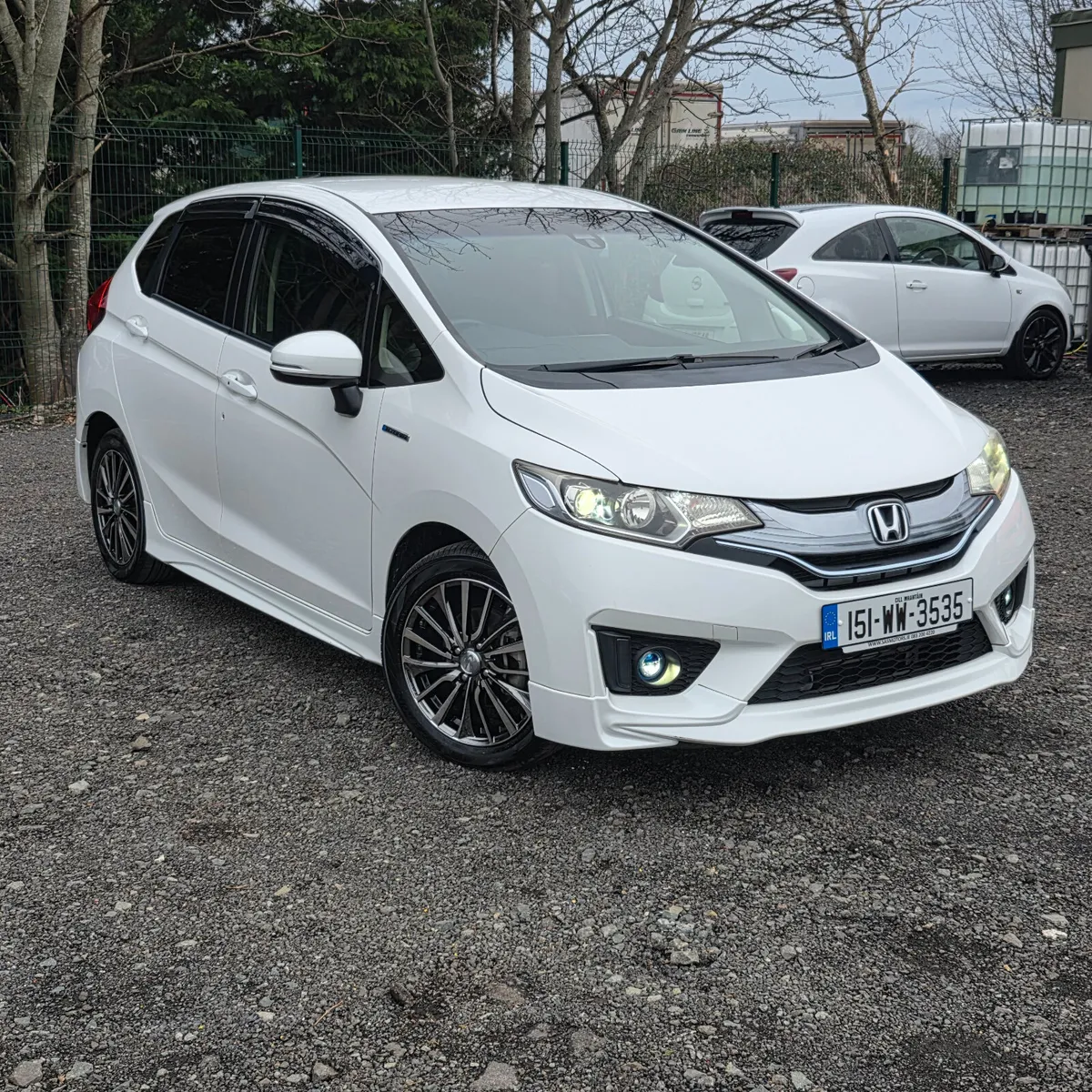 Honda Fit 2015 Hybrid Automatic - Image 1