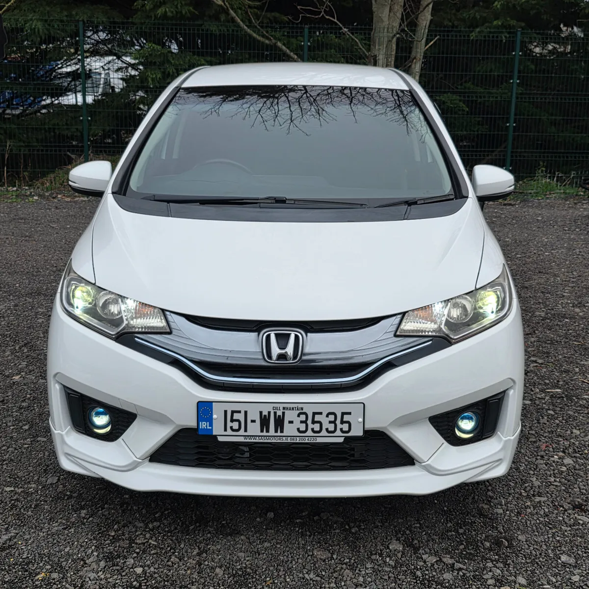 Honda Fit 2015 Hybrid Automatic - Image 2