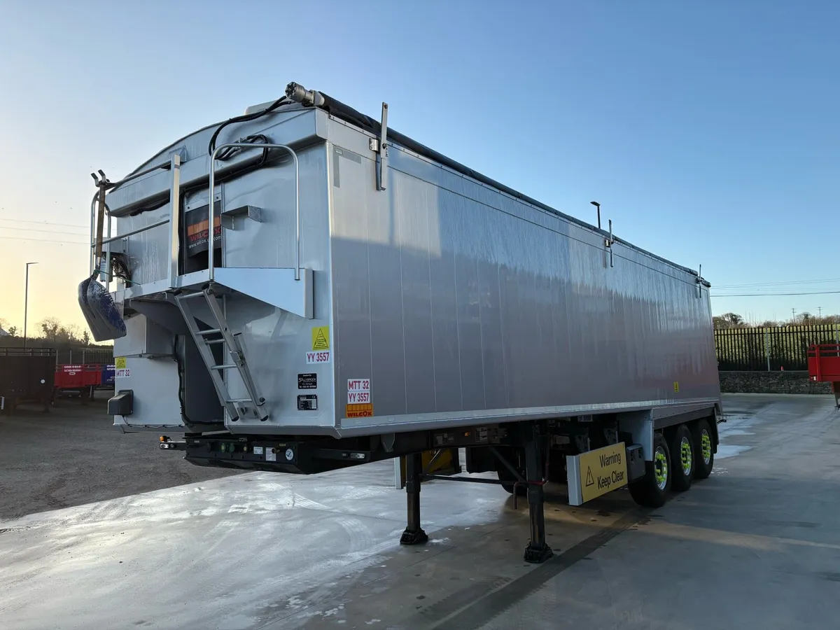Wilcox Sloper Tipper - Image 3