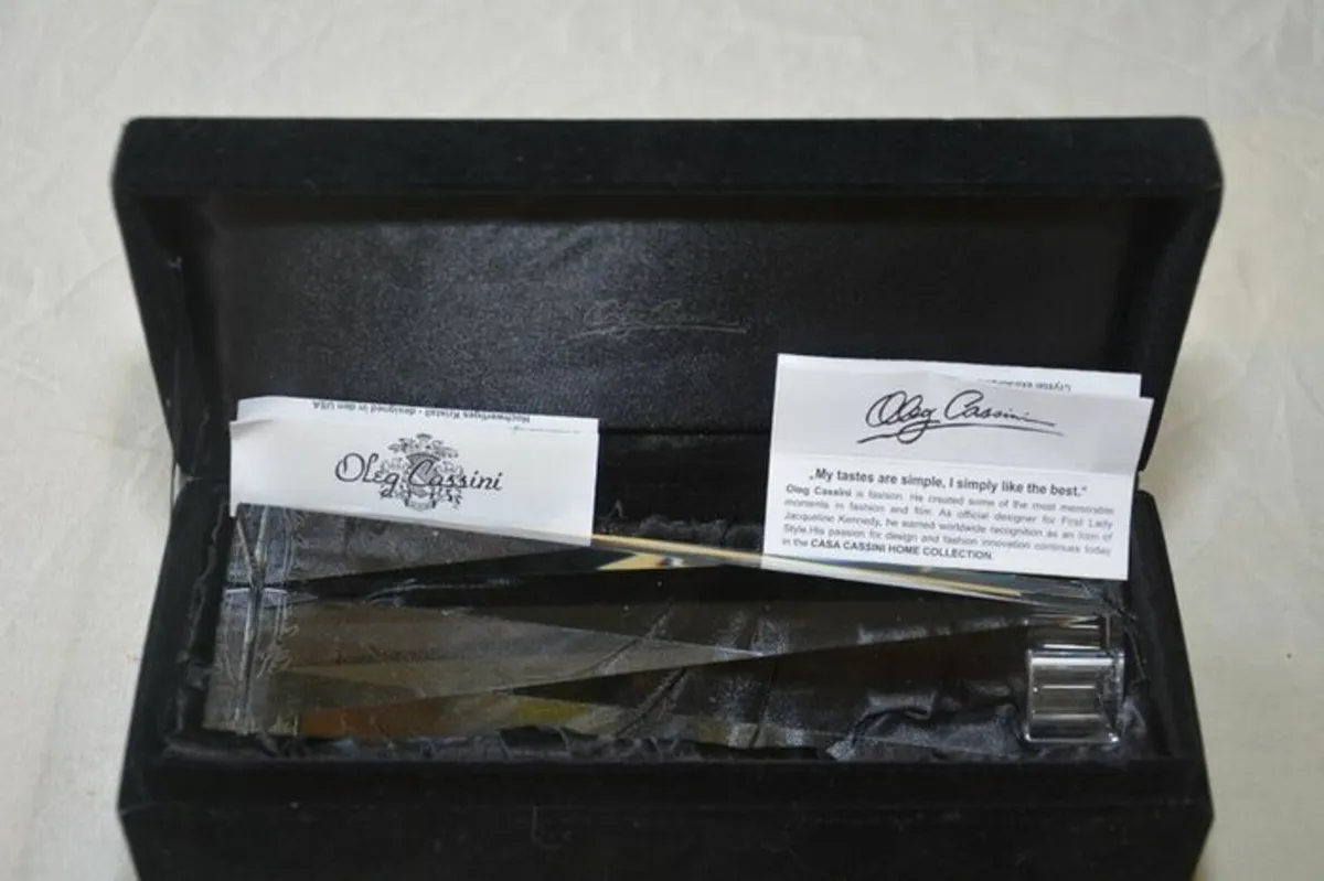 Oleg Cassini crystal candlestick - Image 3