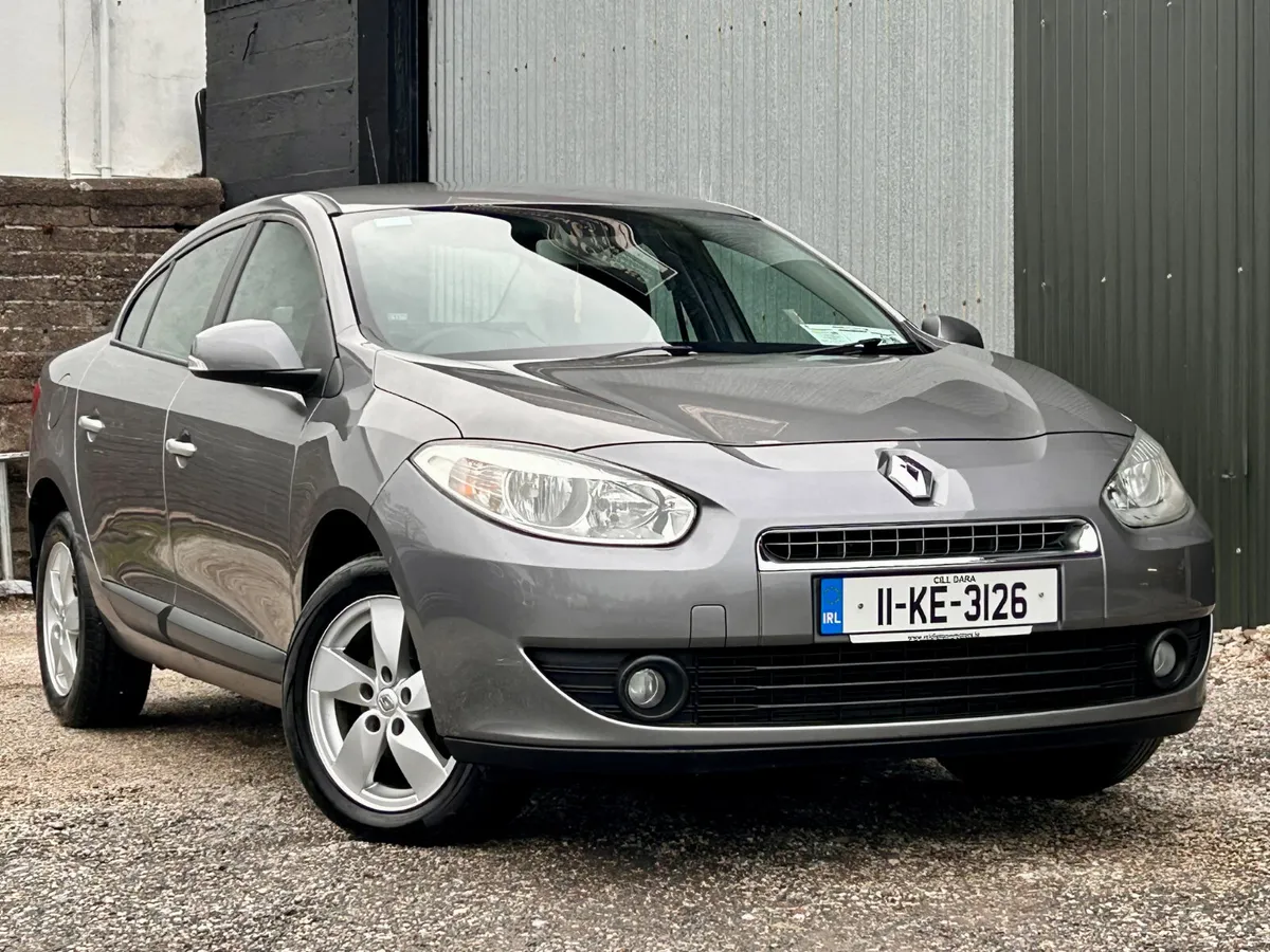 Renault Fluence 2011 automatic - Image 1