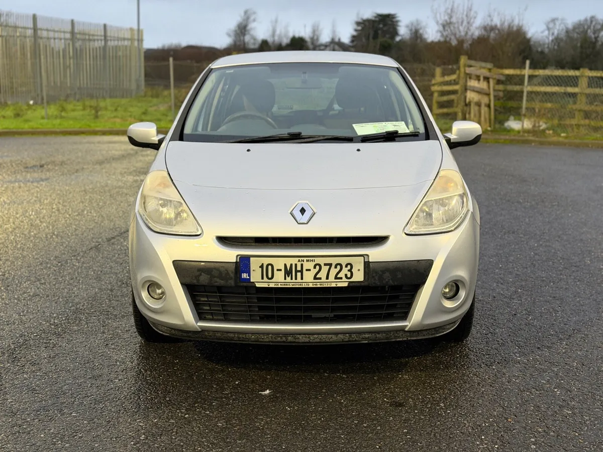 Renault Clio NCT 10/26 LOW KM - Image 2