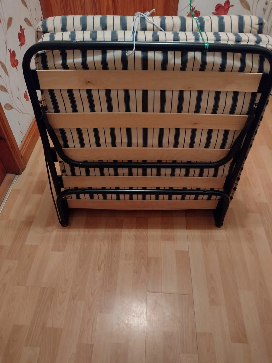 Fold out bed - Image 3