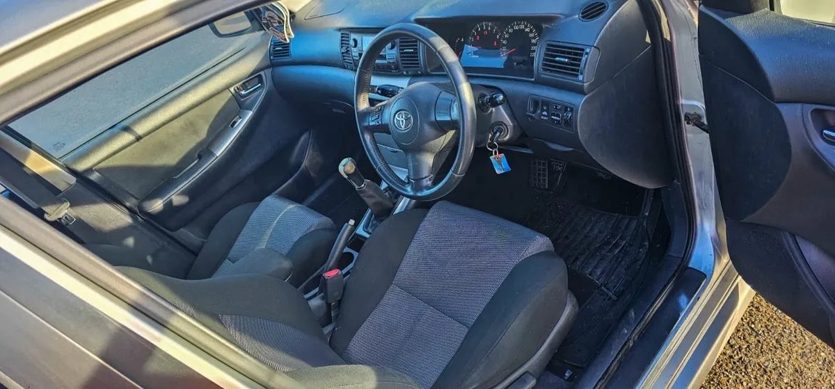 Toyota Corolla 2007 - Image 3