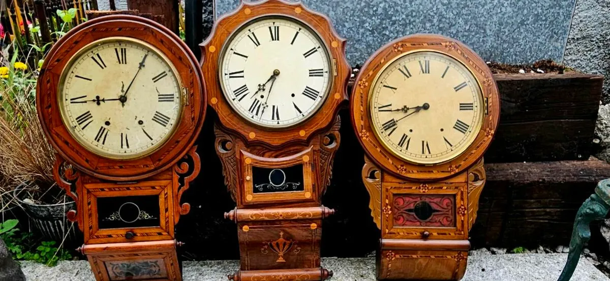 ANTIQUE CLOCKS - Image 1