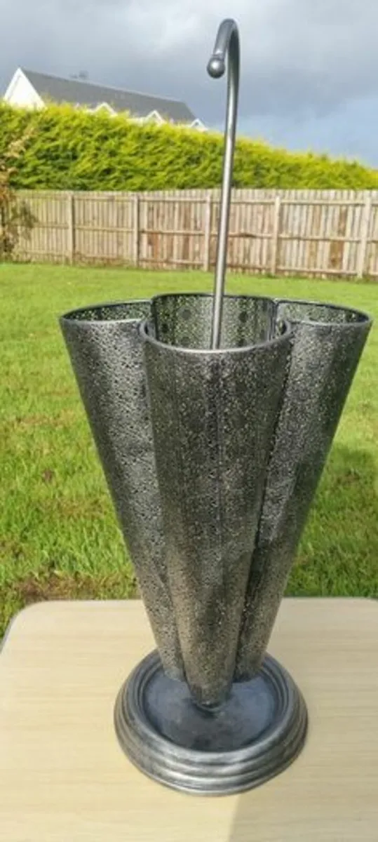 Vintage umbrella stand - Image 1
