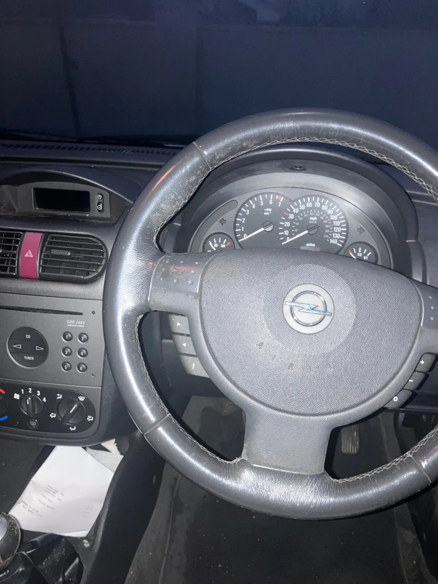 Opel Corsa 2004 - Image 4