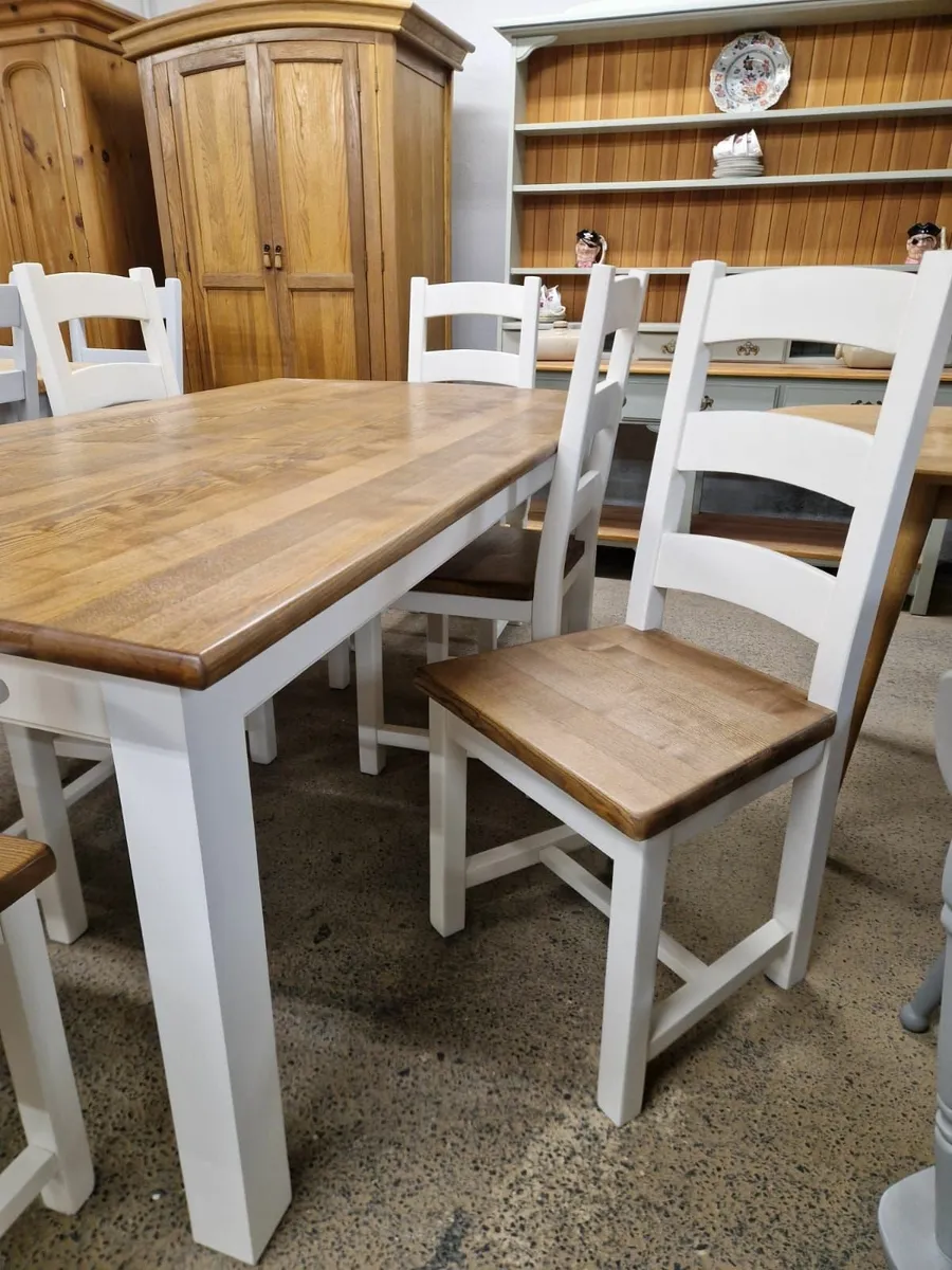Solid oak table, 6 chairs - Image 3