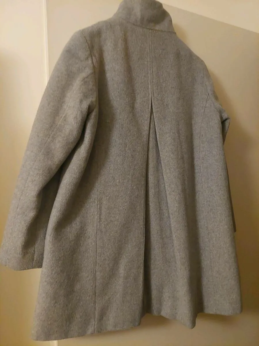 Girl's coat - Image 3