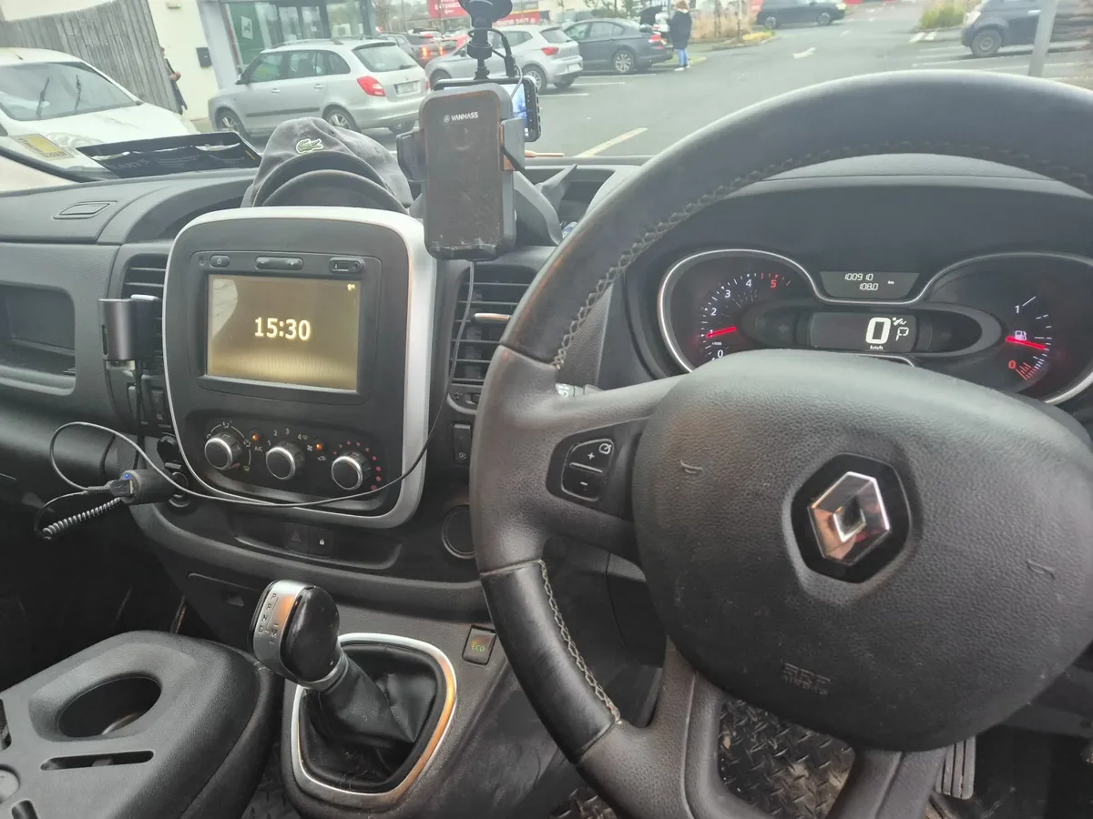 Renault Trafic 2021 170hp Automatic - Image 4
