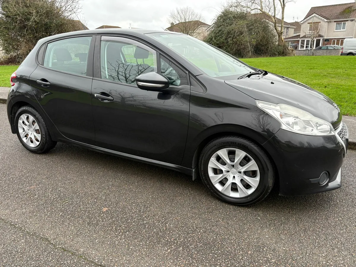 Peugeot 208 active - Image 3