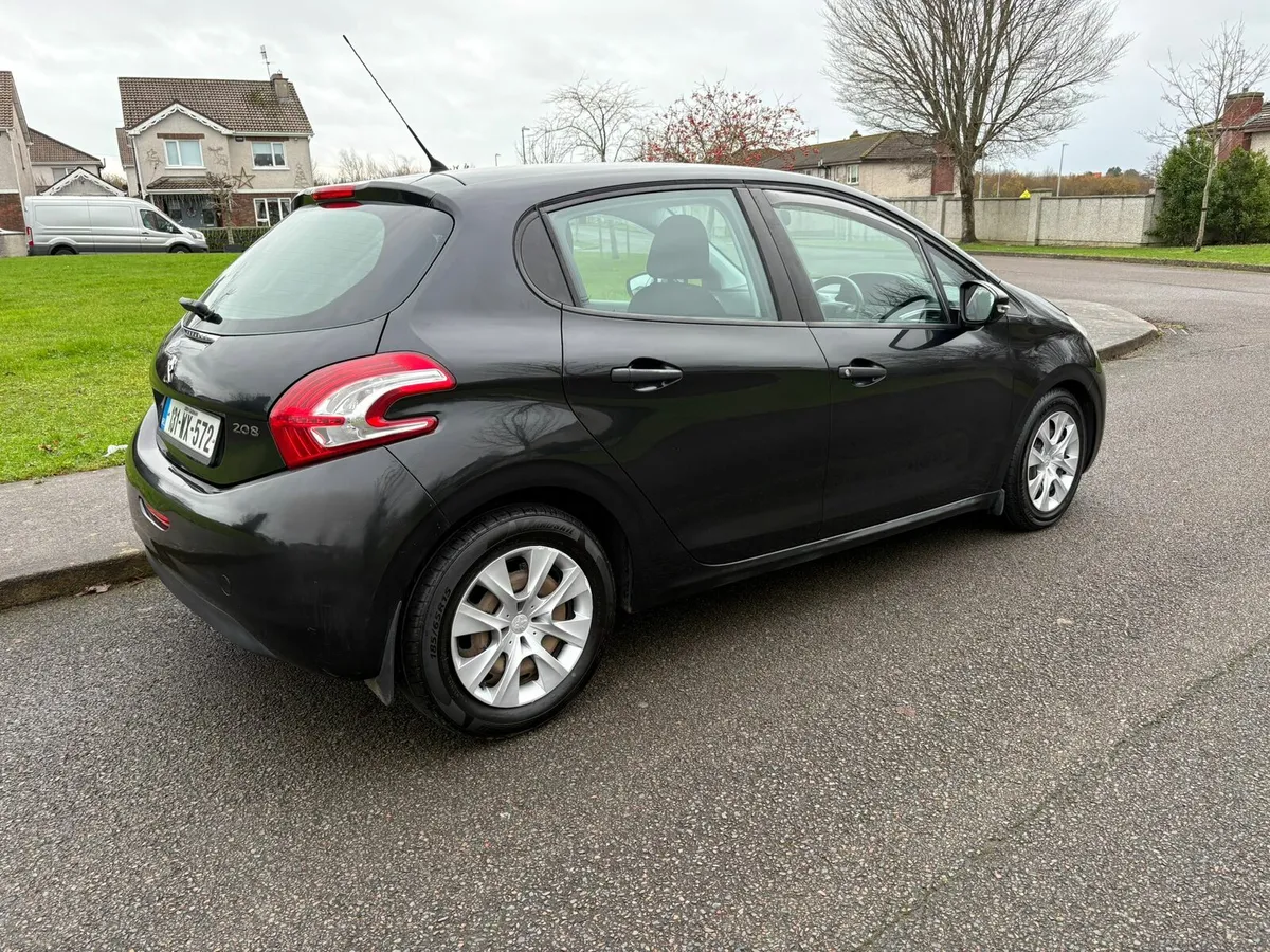 Peugeot 208 active - Image 4