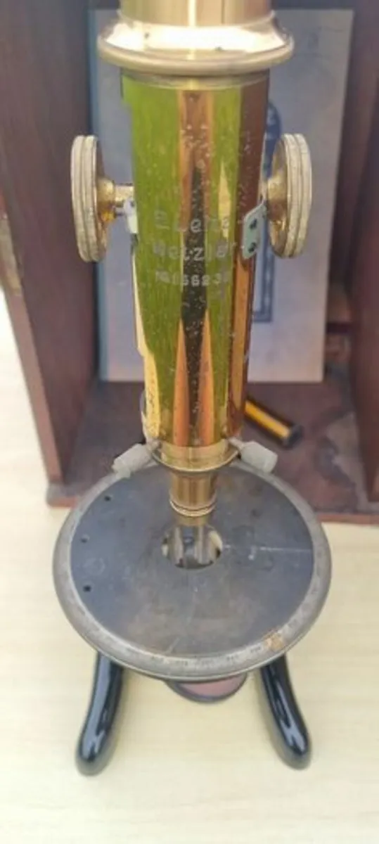 Vintage Leitz Wetzlar Brass Microscrope - Image 2