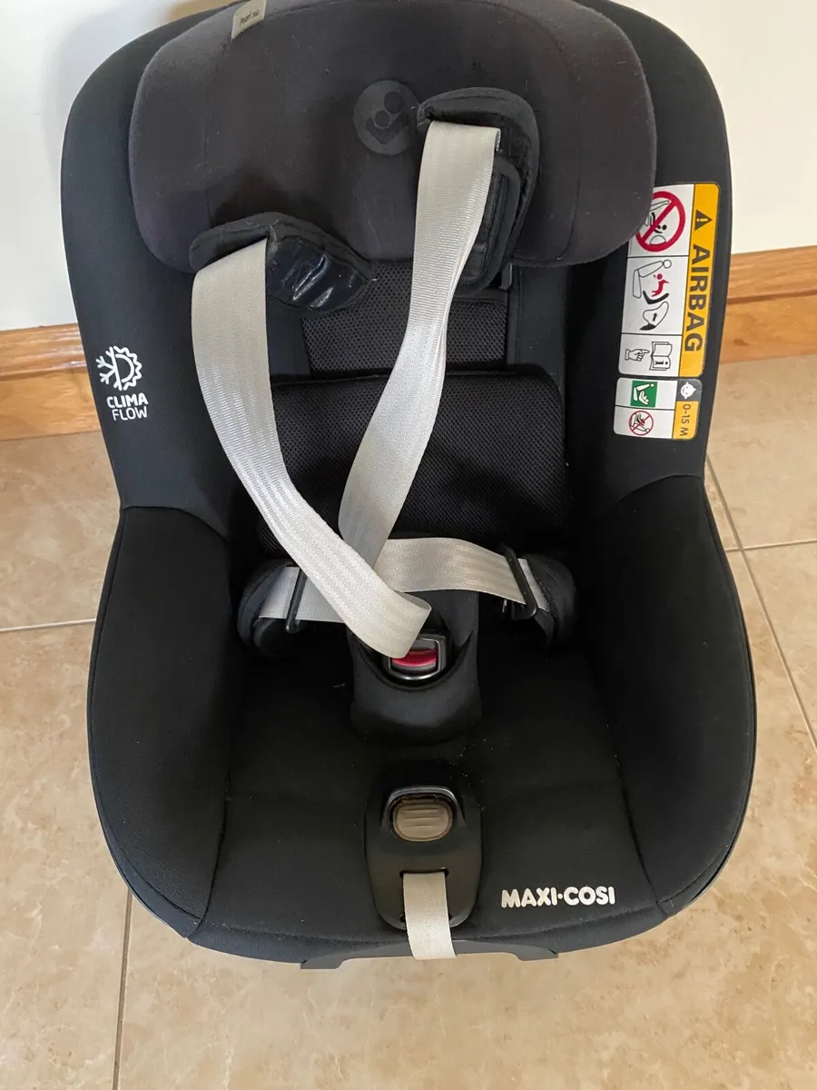 Car seat and base - Image 2