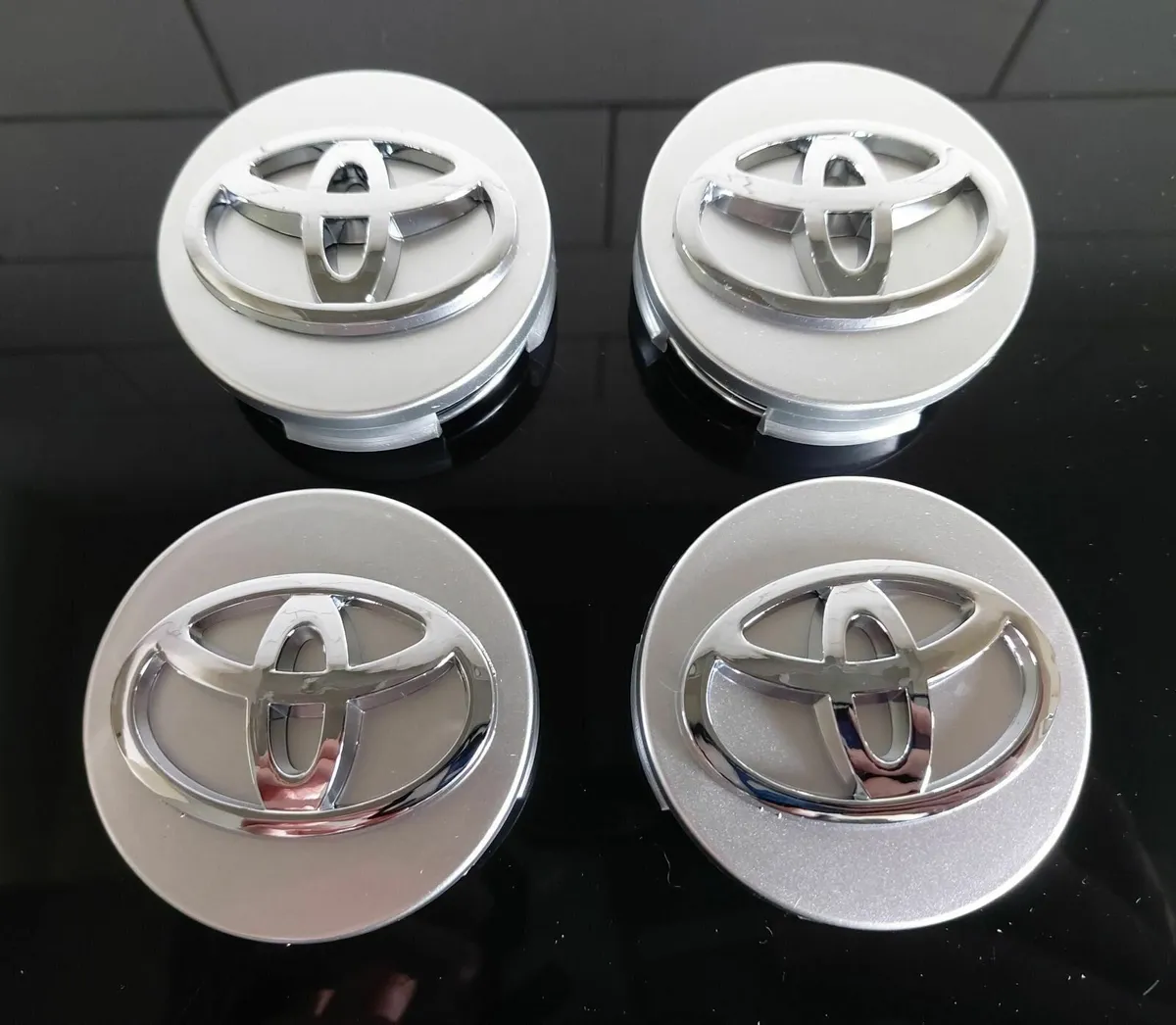 4 x Toyota Centre Caps - FREE POST - Image 1
