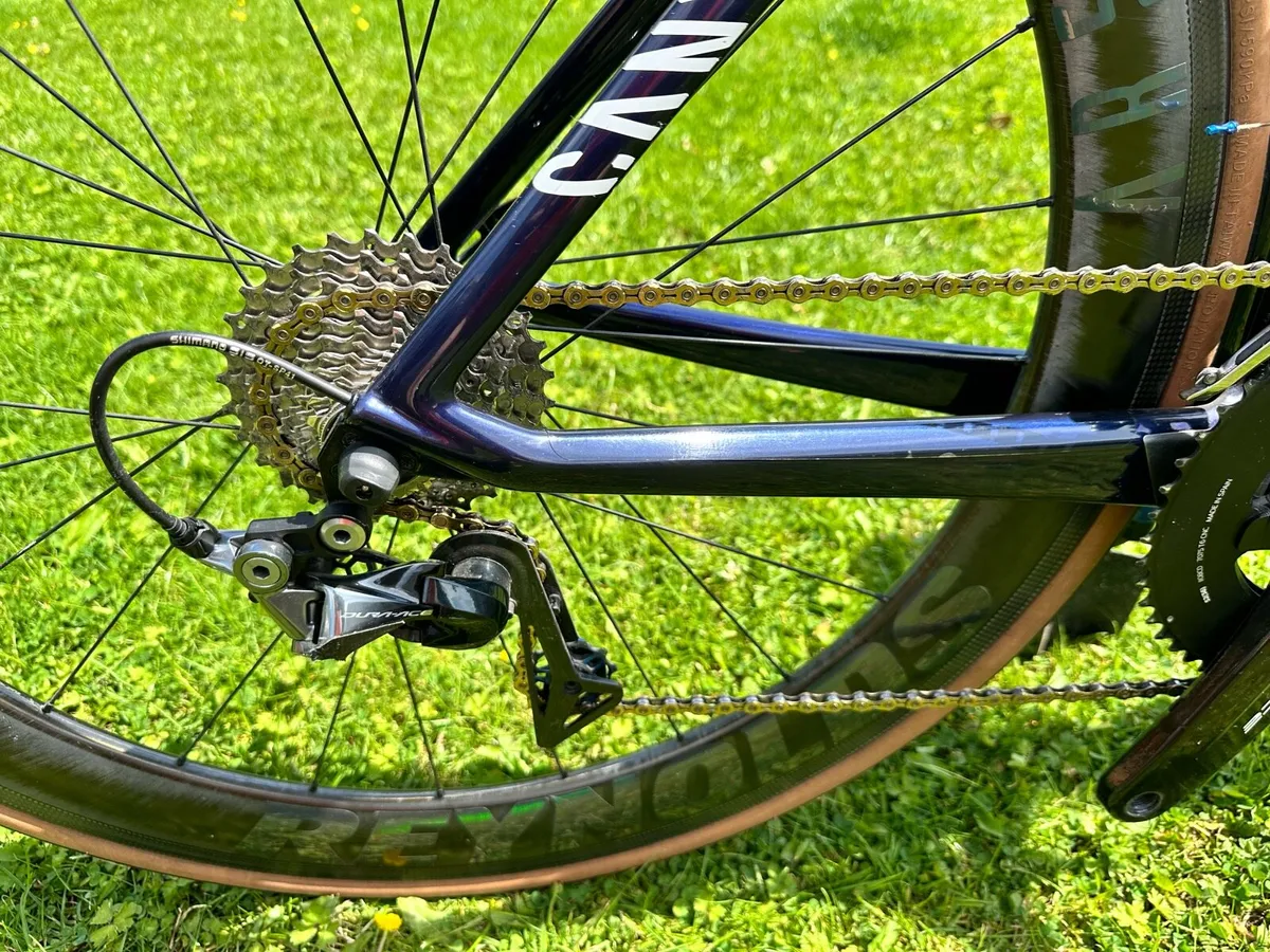 Canyon Aeroad CF SL Rim Brake, Size Large - Image 2