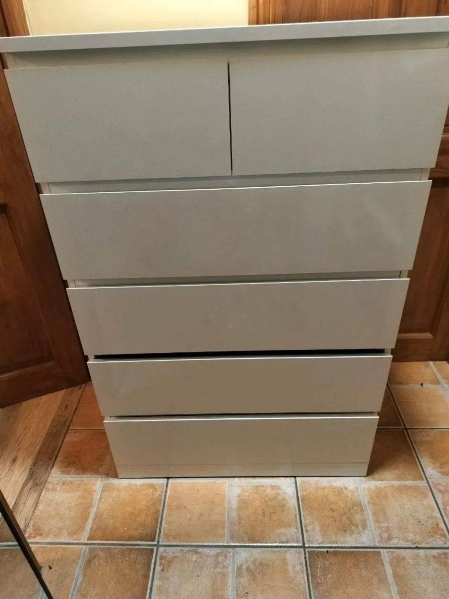 Chest of 6 drawers - Image 1