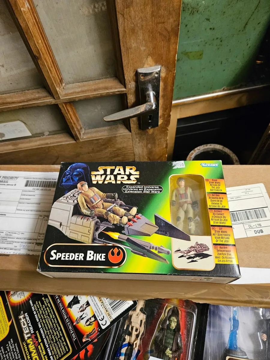 Star Wars Expanded Universe Speeder Bike - Image 1