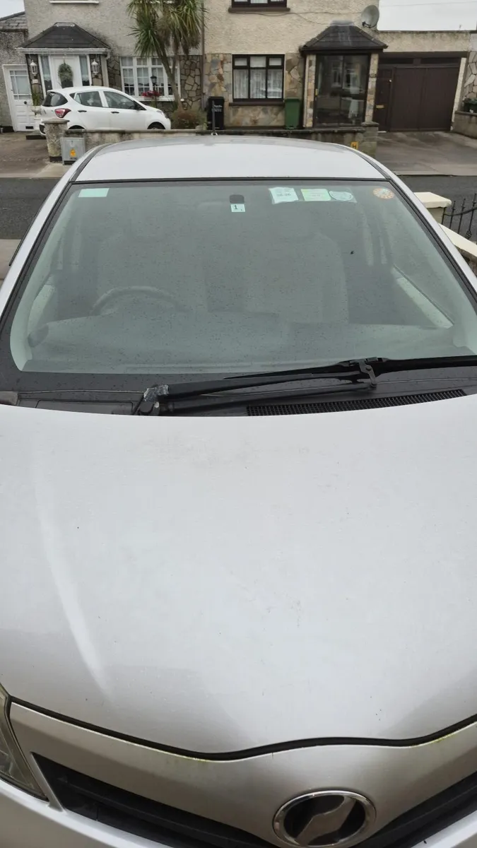 Toyota Vitz 2012 - Image 4