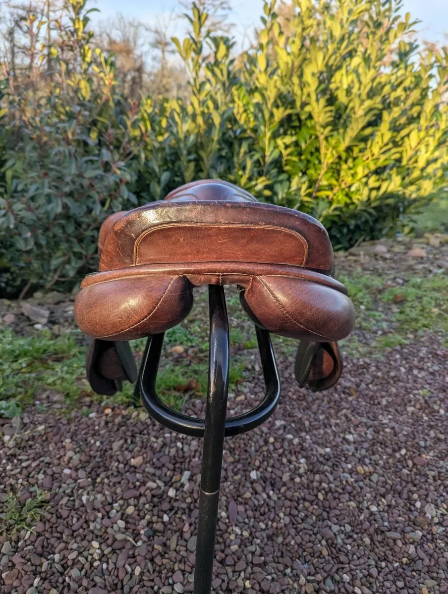 Wide jump saddle - Image 3