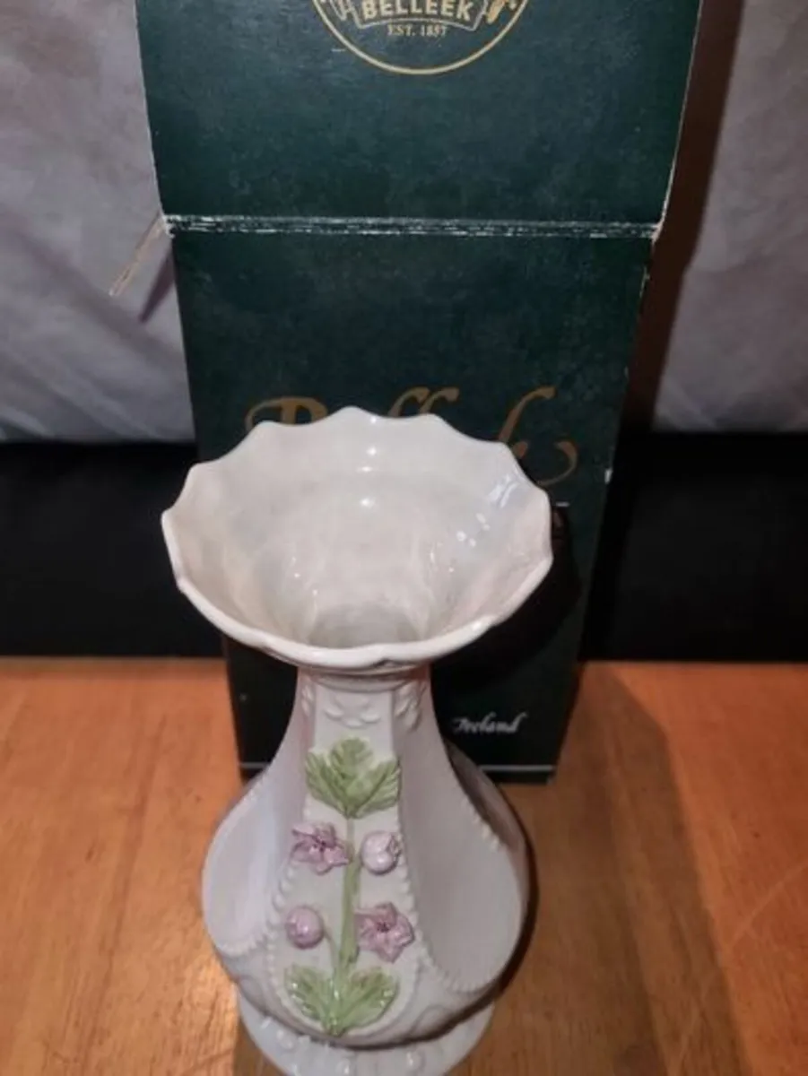 Belleek vase - Image 2