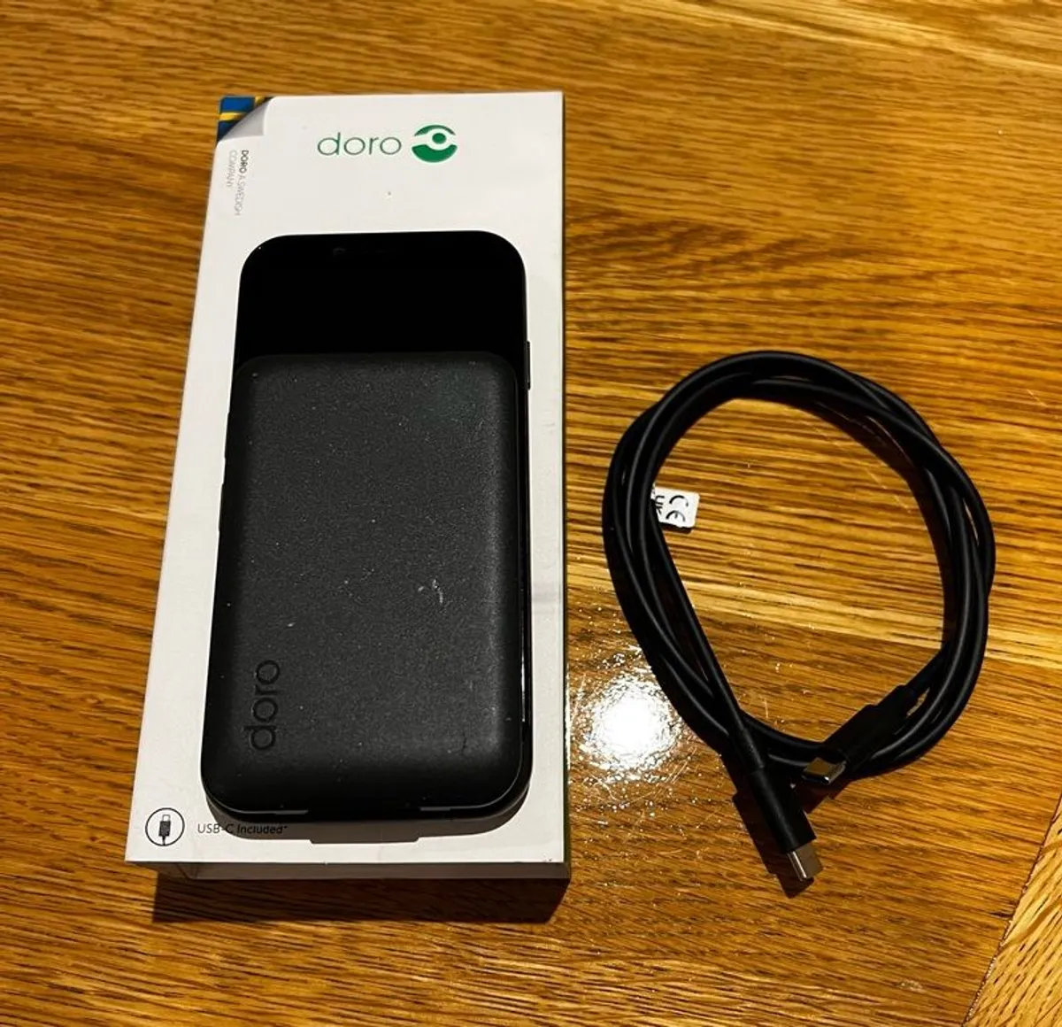 Doro A20 Aurora mobile phone for Elderly - Image 3