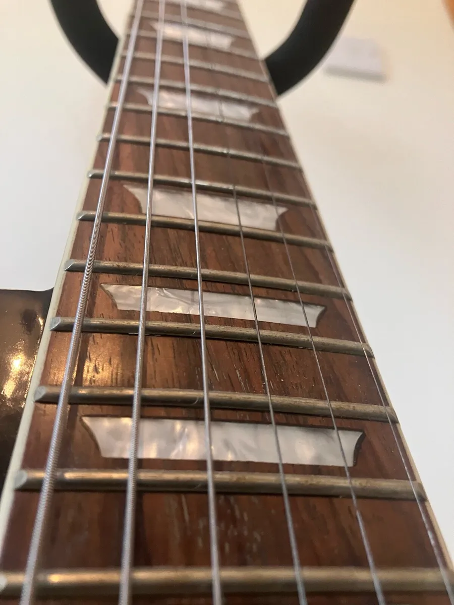 Epiphone Les Paul electric guitar - Image 3