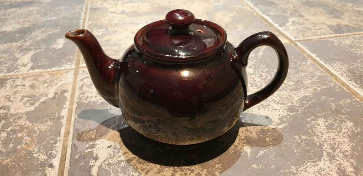 Sadler Brown Glaze Ceramic 2 Cup Teapot - Image 1