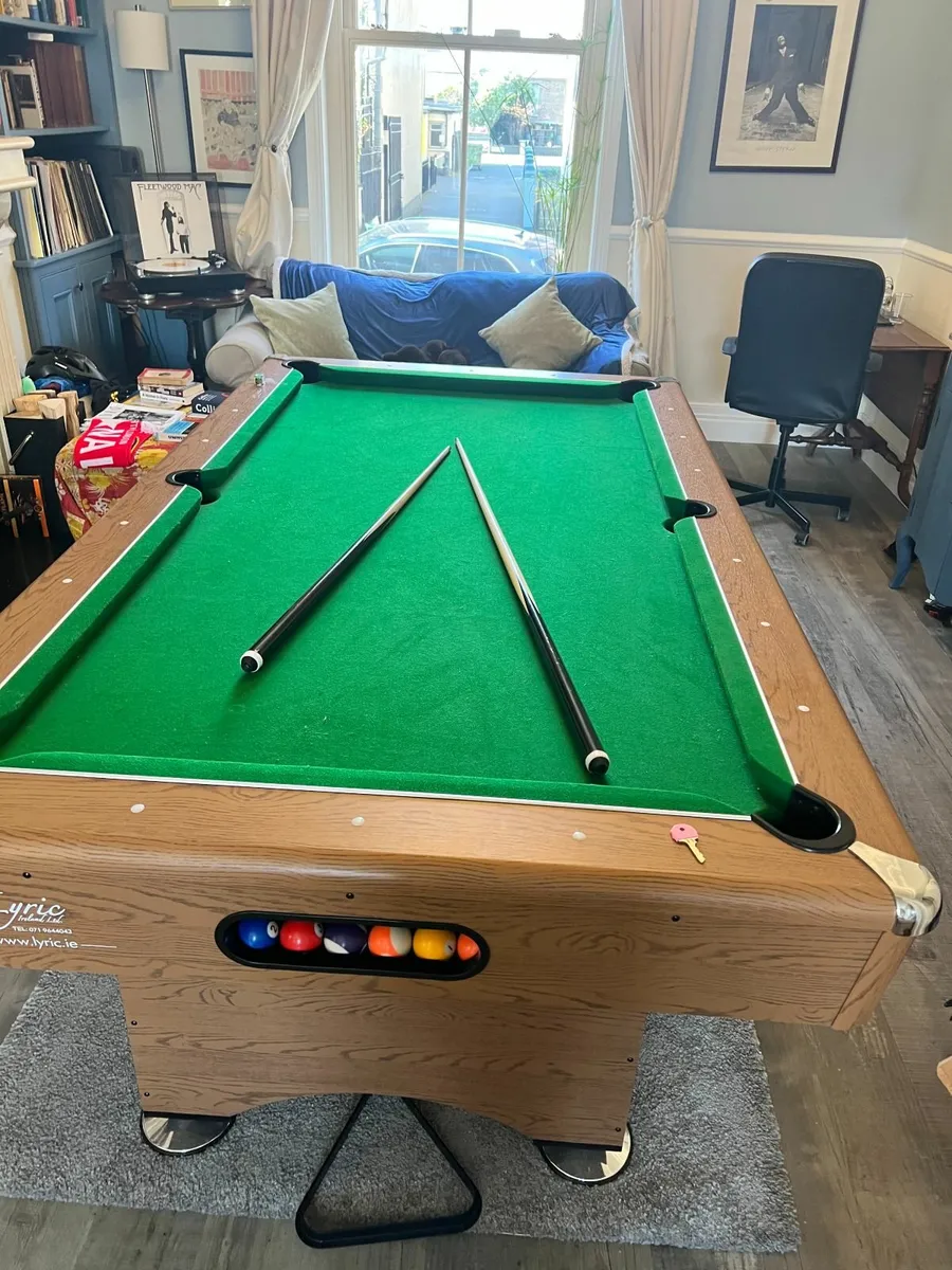 Prestige Lyric oak pool table - Image 3