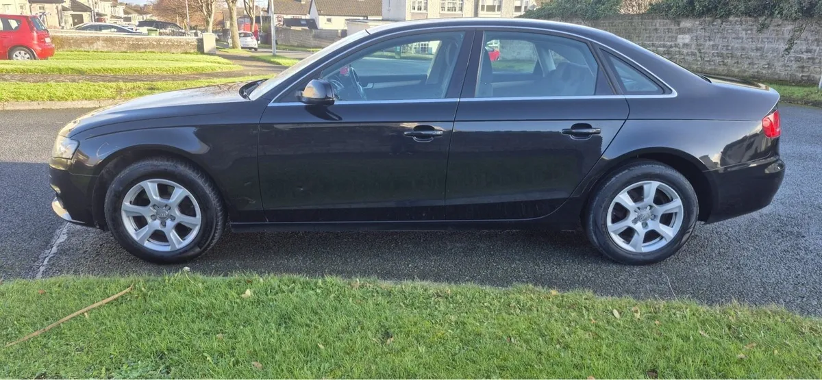 10 Audi A4 NCTd - Image 4